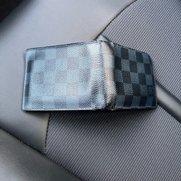Louis Vuitton wallet - Picture 3 of 6